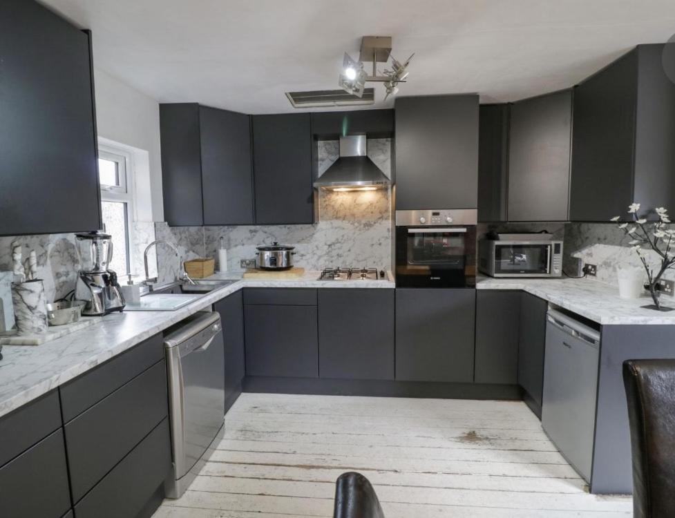 Lovely Comfortable 3 Bed Home, Ουόρσεστερ Εξωτερικό φωτογραφία